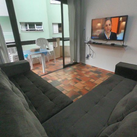 Excelente Localizacao, 400 Metros Da Praia Ar Condicionado E Wi-Fi Apartment Убатуба Екстериор снимка