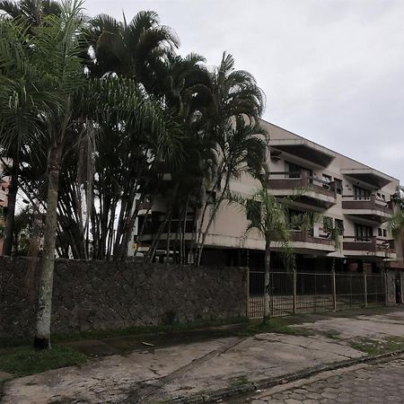 Excelente Localizacao, 400 Metros Da Praia Ar Condicionado E Wi-Fi Apartment Убатуба Екстериор снимка